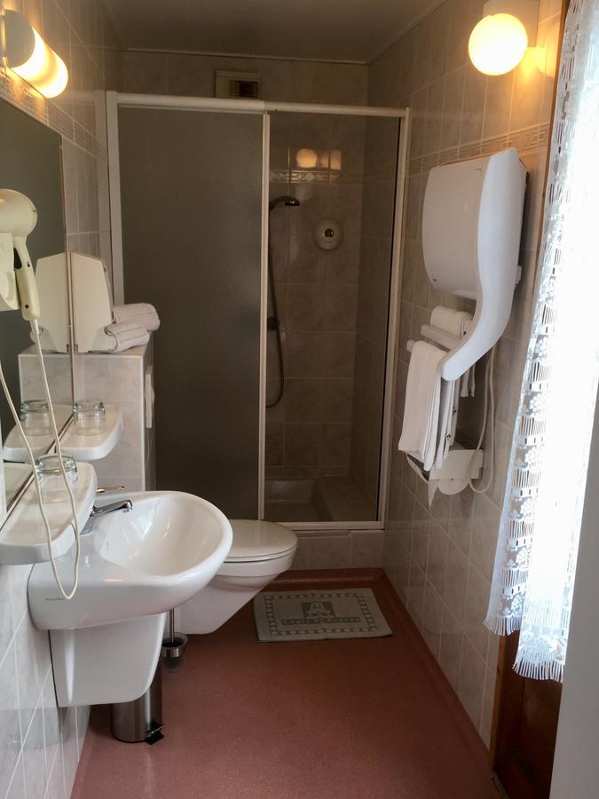 Hotel Du Nord - Ville-Haute Saint-Flour  Ngoại thất bức ảnh